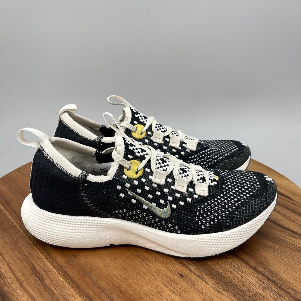 Nike React Escape RN Flyknit Shoes Womens Size 9 Black Running Comfort Walking